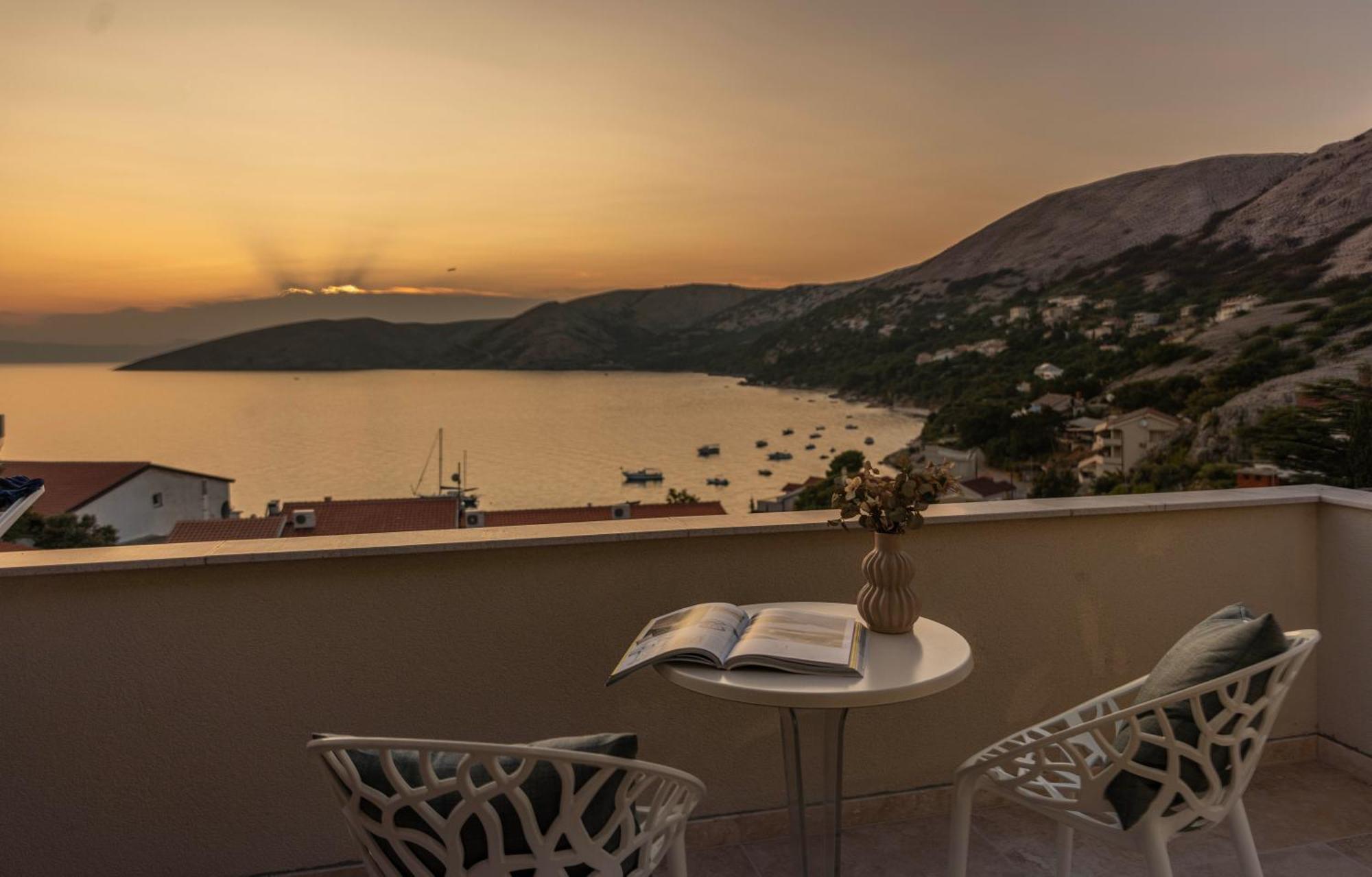 Eola Leisure 4* Stara Baška